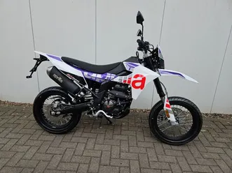 aprilia sx 125 sofort lieferbar!