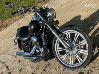 kawasaki vn 900 vn900 custom - nove gume