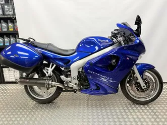 triumph sprint st 955 955 cc