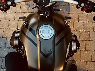 bmw nine t finition pro 5000 d’équipements mono et duo