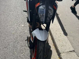 ktm 890 duke r