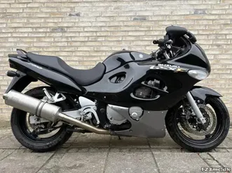 suzuki gsx 750 f