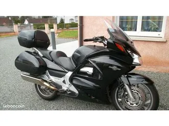 vends moto honda paneuropean st 1300