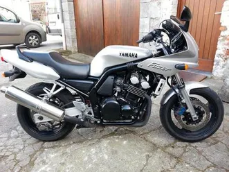② yamaha 600 fazer 2001 27000kms
