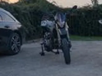 aprilia dorsoduro factory 750