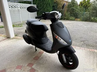 scooter piaggio zip 50 s