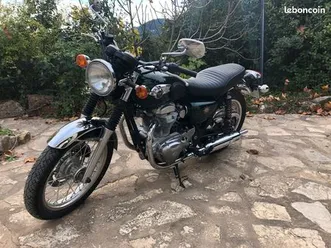 kawasaki w800 2011- 6000 kms