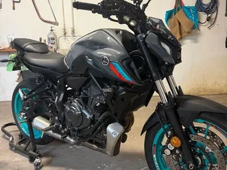 yamaha mt 07 a2 - parfait état