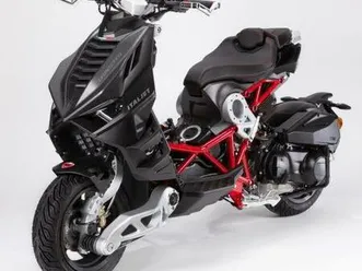 ② italjet dragster 125 full malossi