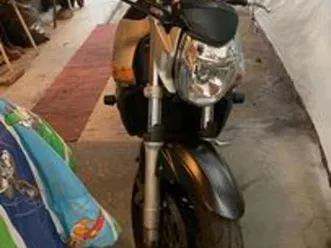 suzuki gsr 600 - 2008