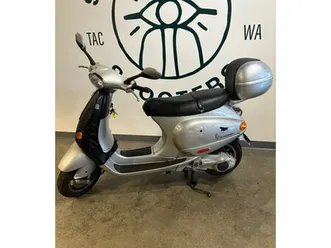 2004 vespa et4