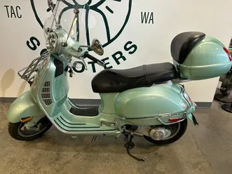2005 vespa granturismo 200