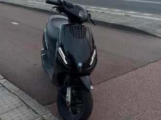 piaggio zip 4t2v 50cc — scooters | piaggio — marktplaats