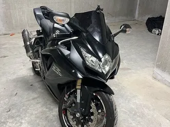 suzuki gsx-r 600