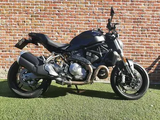 ② ducati monster 821