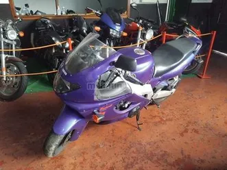 yamaha - yzf 600 thundercat