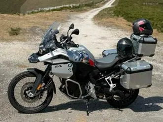 bmw - f900 gs adventure