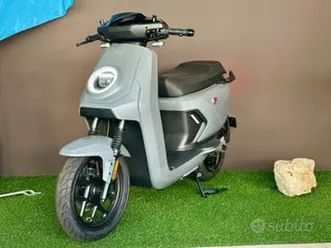 niu mqi gt100 scooter 100% elettrico