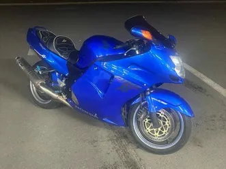 cbr 1100 xx super black bird