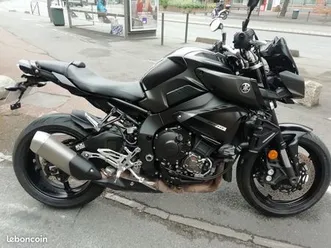 mt-10 yamaha de juin 2020 noire
