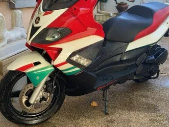 à vendre : gilera nexus 125 – edition 100 ans