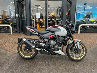 new triumph trident 800 for sale in chesterfield