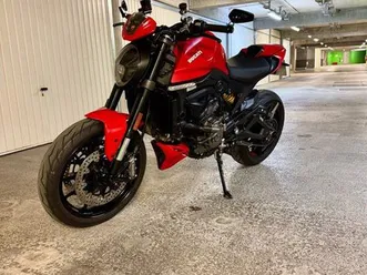 ducati monster 937+