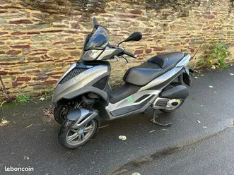 scooter mp3 yourban 300 cc