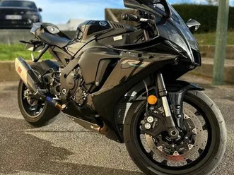 yamaha yzf r1