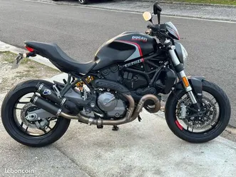 ducati monster 821 stealth