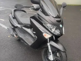piaggio xevo 125 cc