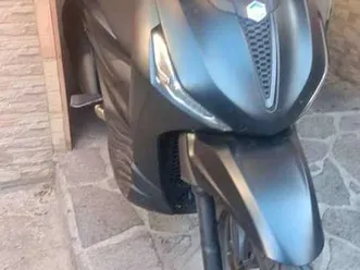 piaggio beverly 400 nero