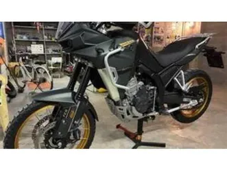 800x pro (2024 - 26)