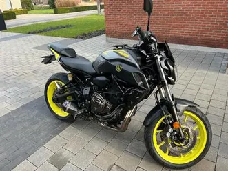② yamaha mt-07