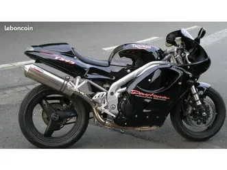 triumph daytona t595