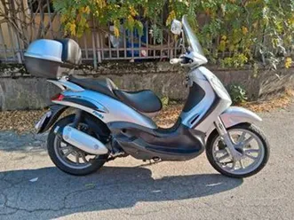 piaggio beverly 250 scooter