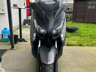 yamaha xmax 400