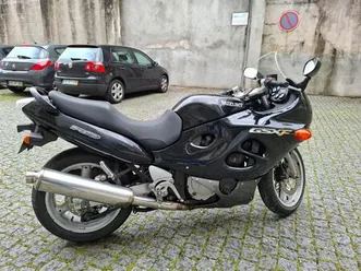 suzuki gsx gsx750f pedrouços