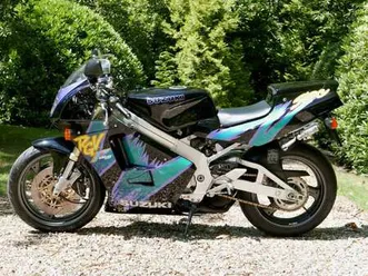 suzuki rgv 250