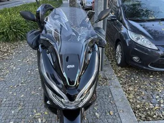 pcx moto with good condtion campanhã