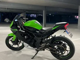 kawasaki ninja 125er baujahr 2021