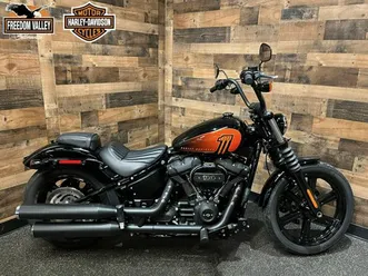 2022 harley-davidson® street bob® 114 vivid black fxbbs
