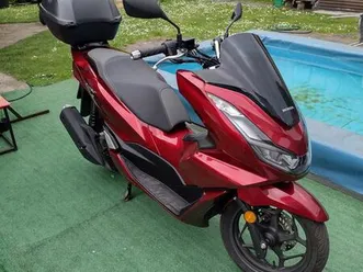 honda pcx 125. w super stanie.jeden wlaściciel świętochlowice