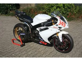 yamaha yzf-r1 rn19 trackbike