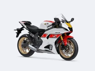 neue yamaha r7 60th anniversary