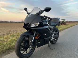 yamaha yzf r3 - mattschwarz
