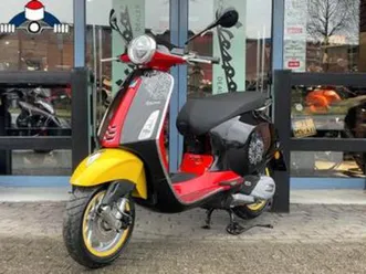 vespa primavera 125 abs mickey mouse (nieuw 0 km bj 2025) — motoren | piaggio — marktplaats