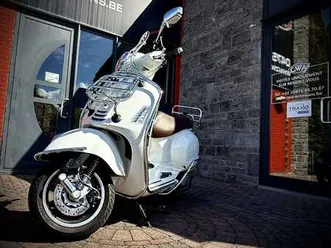vespa gts 300
