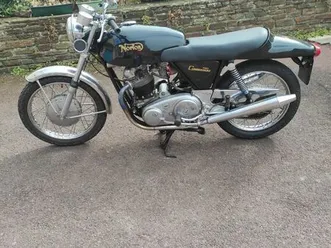 norton commando 750 fastback