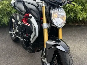 mv agusta brutale 800 rr 140cv ??